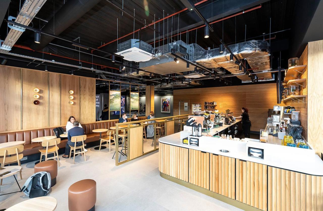 Village Hotel 베이싱스토크 외부 사진